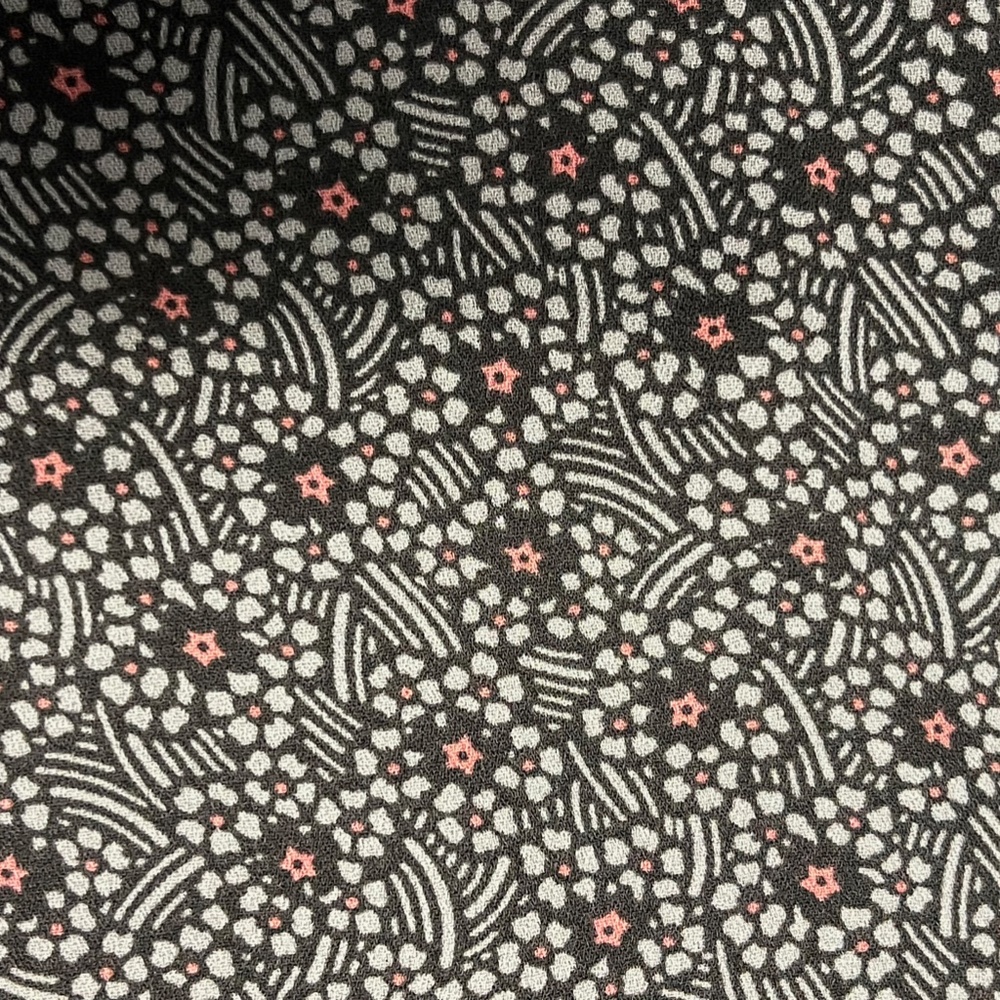 Loft Blouse With Ruffled Bottom - image 7